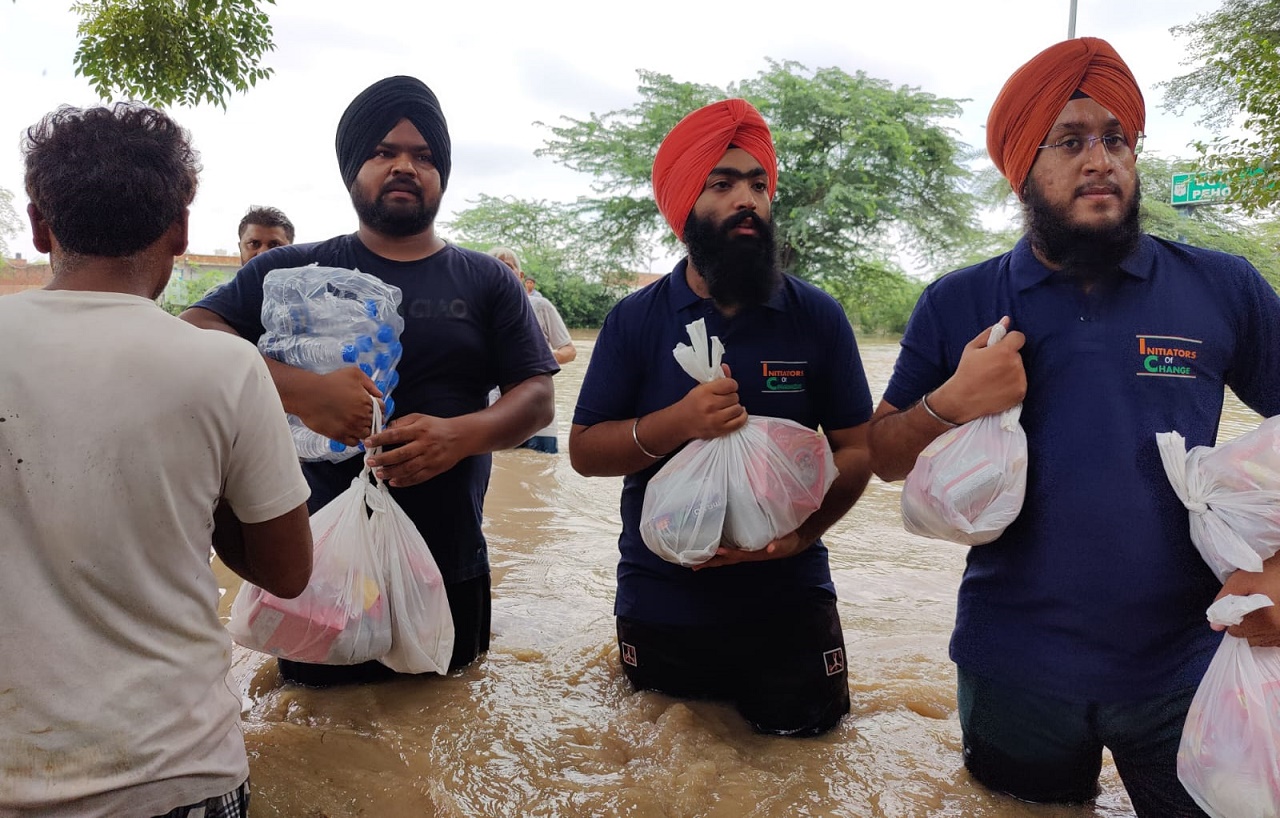 Flood Affected Families in Punjab Need Urgent Medical Help